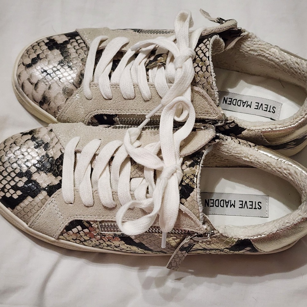 Steve Madden Snake Skin Lace‎ Up and Zip Sneakers Size 7.5 Trendy